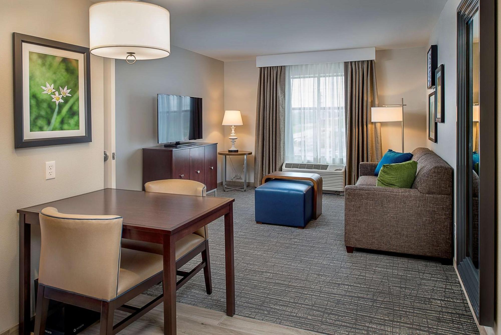 โฮมวูด สวีท บาย ฮิลตัน เซนต์หลุยส์ เวสต์พอร์ต Hotel แมรีแลนด์ไฮท์ส ภายนอก รูปภาพ